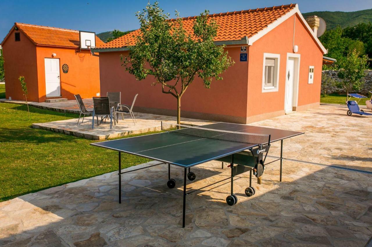 Vacation House Radosic Radosic  المظهر الخارجي الصورة