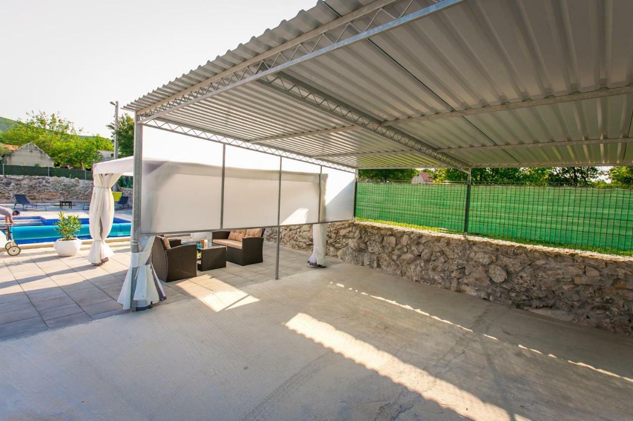 Vacation House Radosic Radosic  المظهر الخارجي الصورة